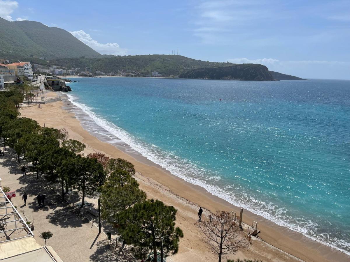 Hotel Veizi Himare Esterno foto